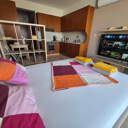 Calm Seaview Nest - 9mins From Coral Bay *